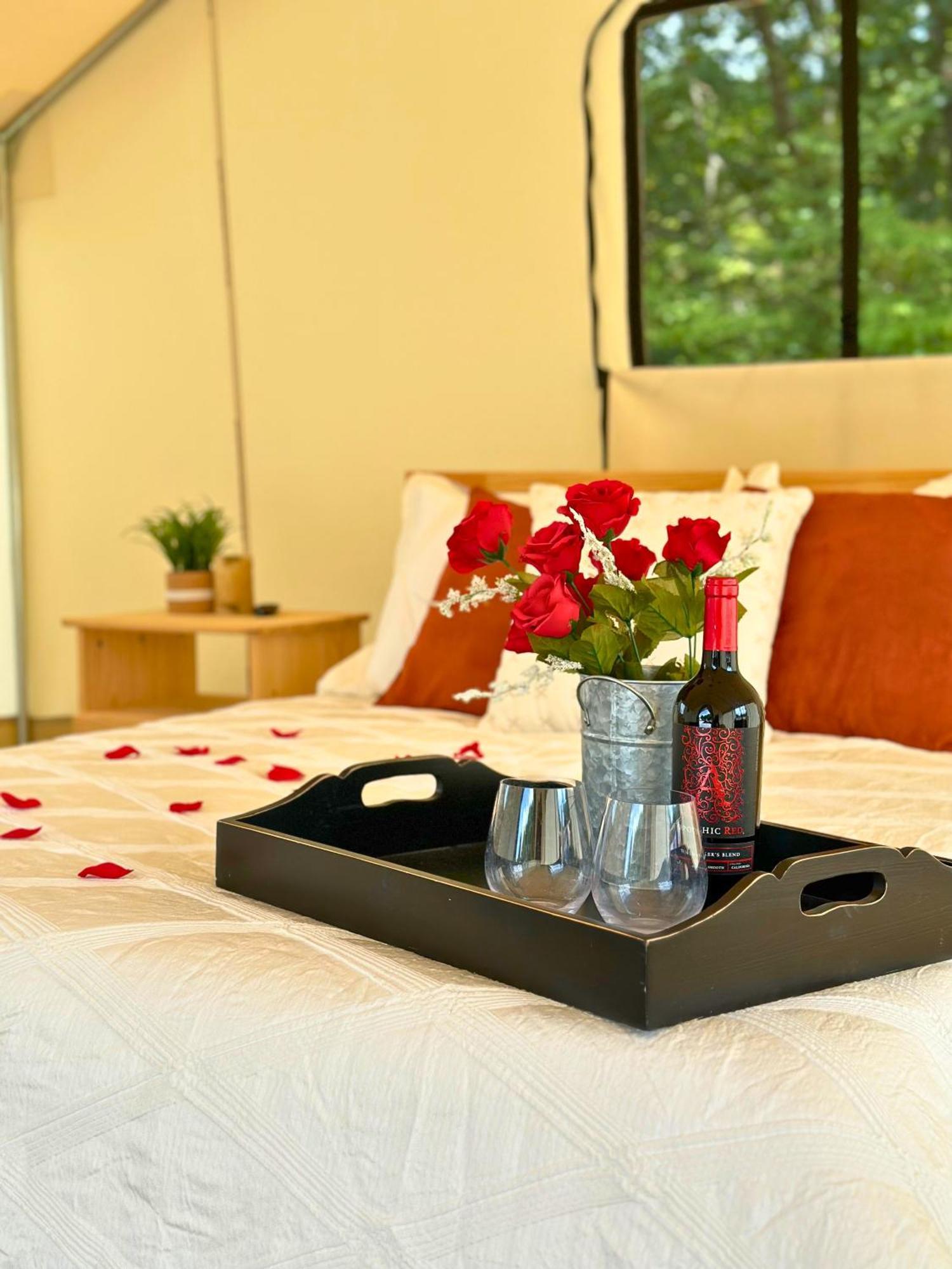 Roaring River Luxury Glamping #1 Cassville Ngoại thất bức ảnh